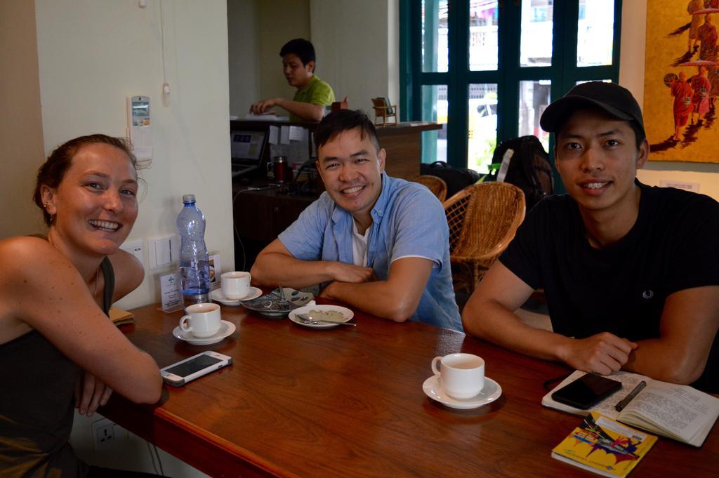Pickled Tea Hostel Yangon Esterno foto